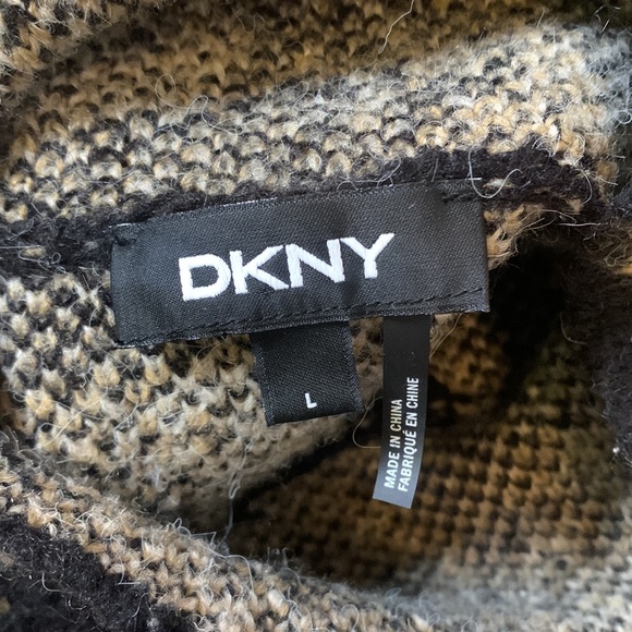 DKNY leopard sweater turtleneck - Picture 5 of 7